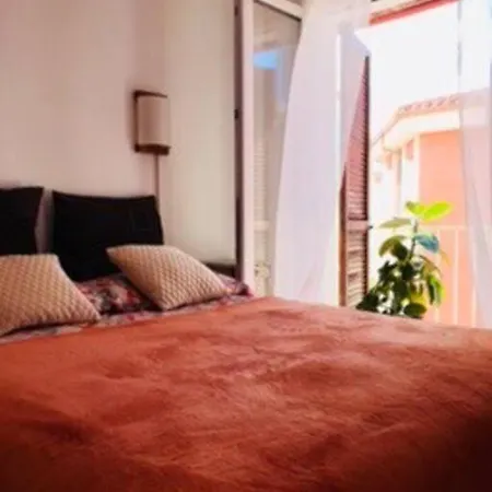 Ekataapartment * רוזס